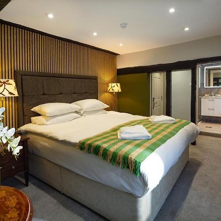 Whyte Harte Hotel Редгілл Екстер'єр фото